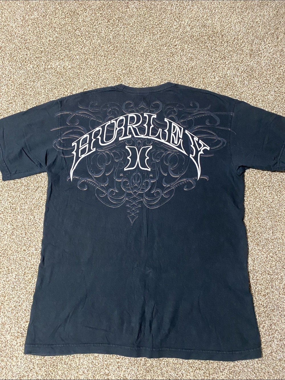 Hurley shirt - Picture 4 of 4